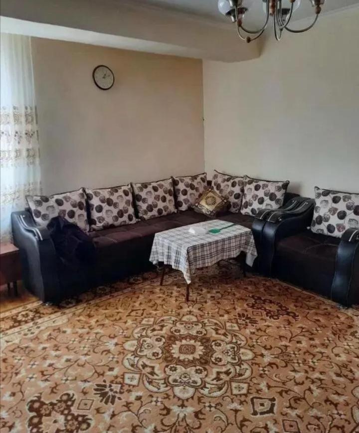 Good Luck Apartment Yerevan Ngoại thất bức ảnh