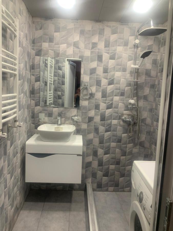 Good Luck Apartment Yerevan Ngoại thất bức ảnh